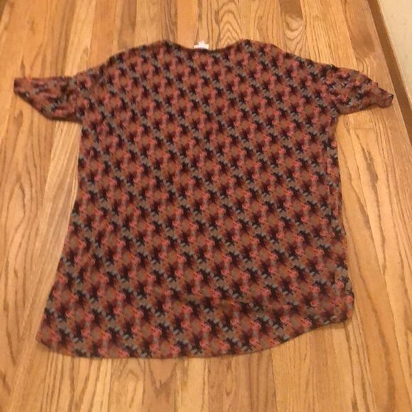 Lularoe multicolored short sleeve shirt - Picture 3 of 7